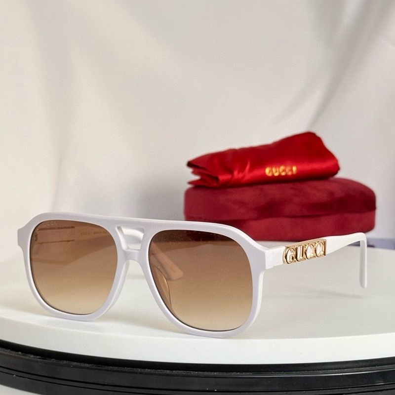 Gucci Sunglasses 223